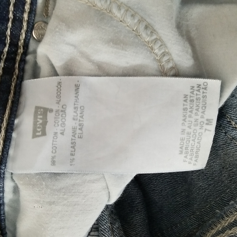Levi's - Picture 5 of 5